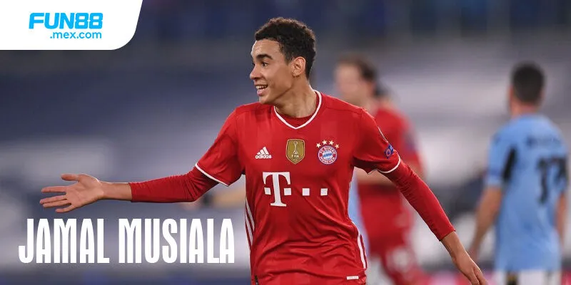 Jamal Musiala rất đa năng